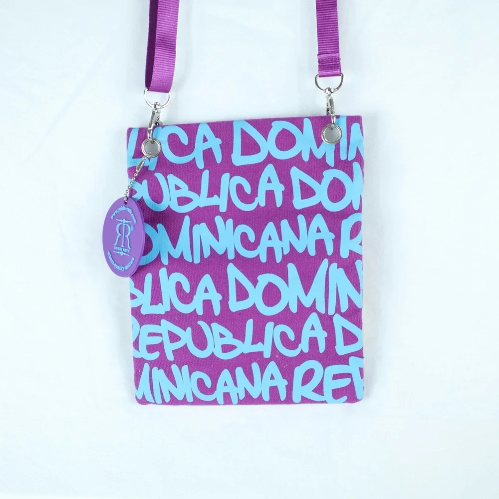 Robin‎ Ruth Purple Dominican Republic 2 Pocket Cross Body Purse - Like NEW